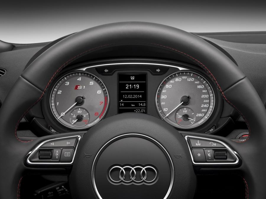 Торпедо Audi S1 (8X) 2014 года  (WW) (фото 4 из 26)